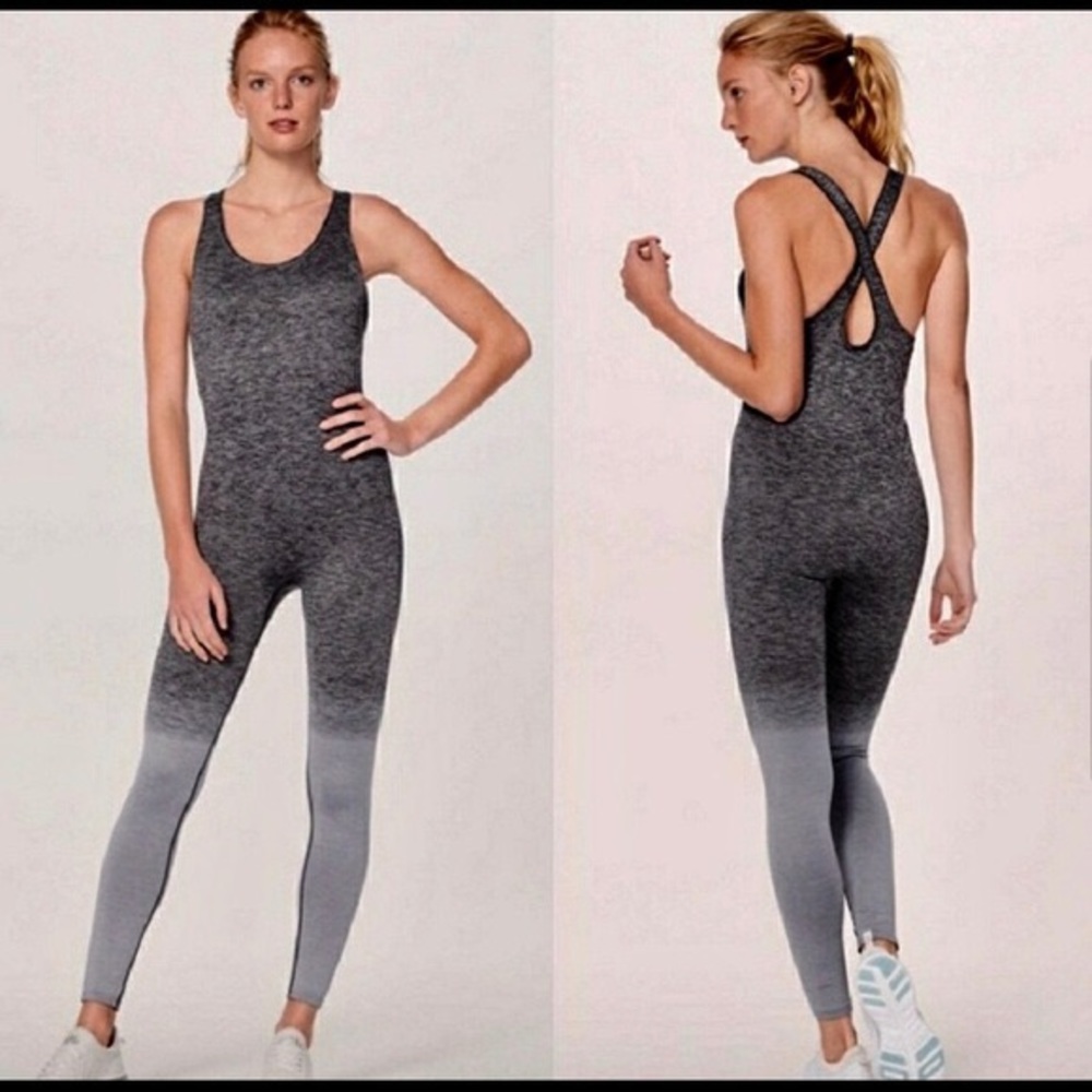 💗Lululemon balance and resist jumpsuit💗